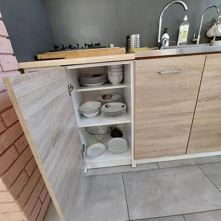 Domek Rozany Na Wiejskiej Lubiatowo  Exteriér fotografie