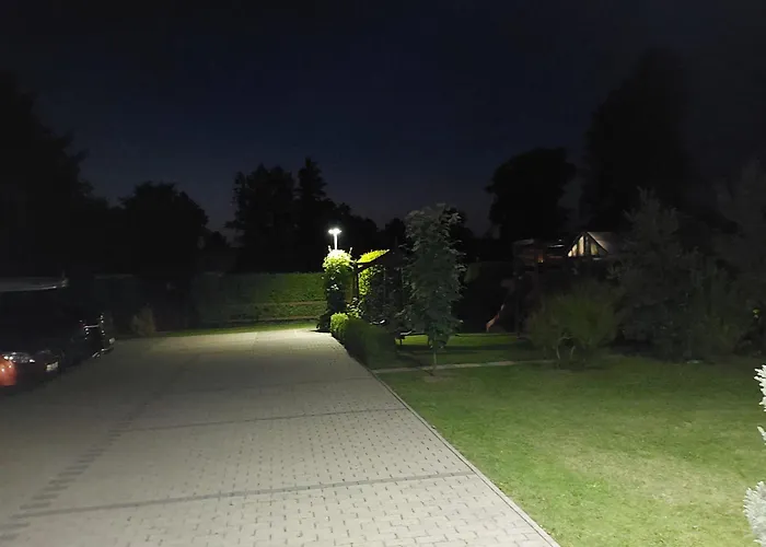 Domek Rozany Na Wiejskiej